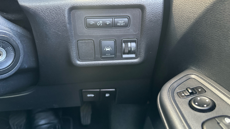 Nissan Micra 1.0 IG 71 Acenta 5dr Petrol Hatchback